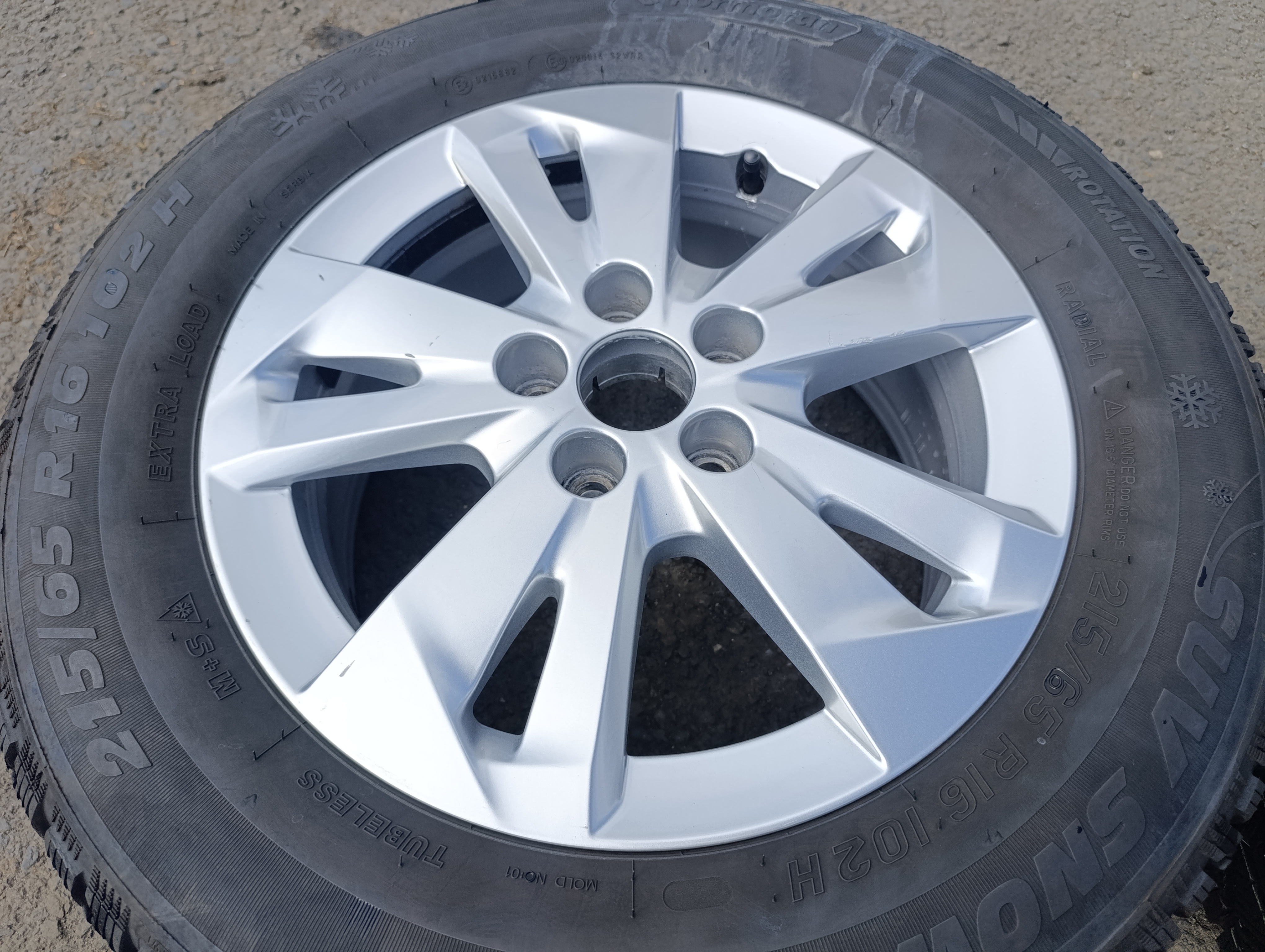 5x108 Peugeot Rifter 6,5Jx16 ET47 č.9816963177 alu disky