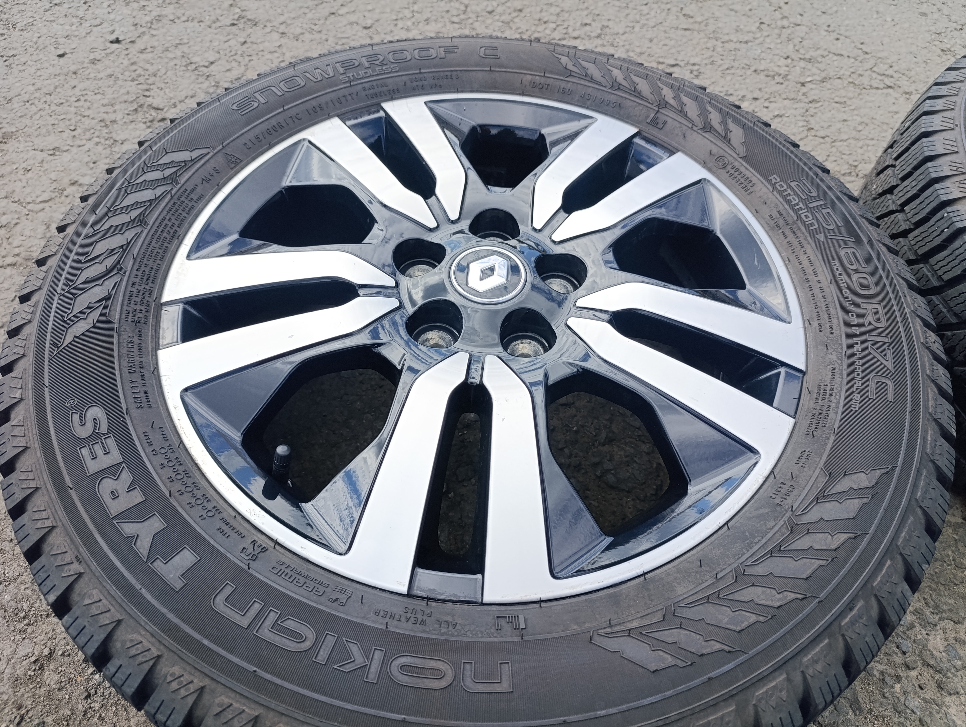 5x114,3 Renault Trafic 6Jx17 ET50 č.403001116R