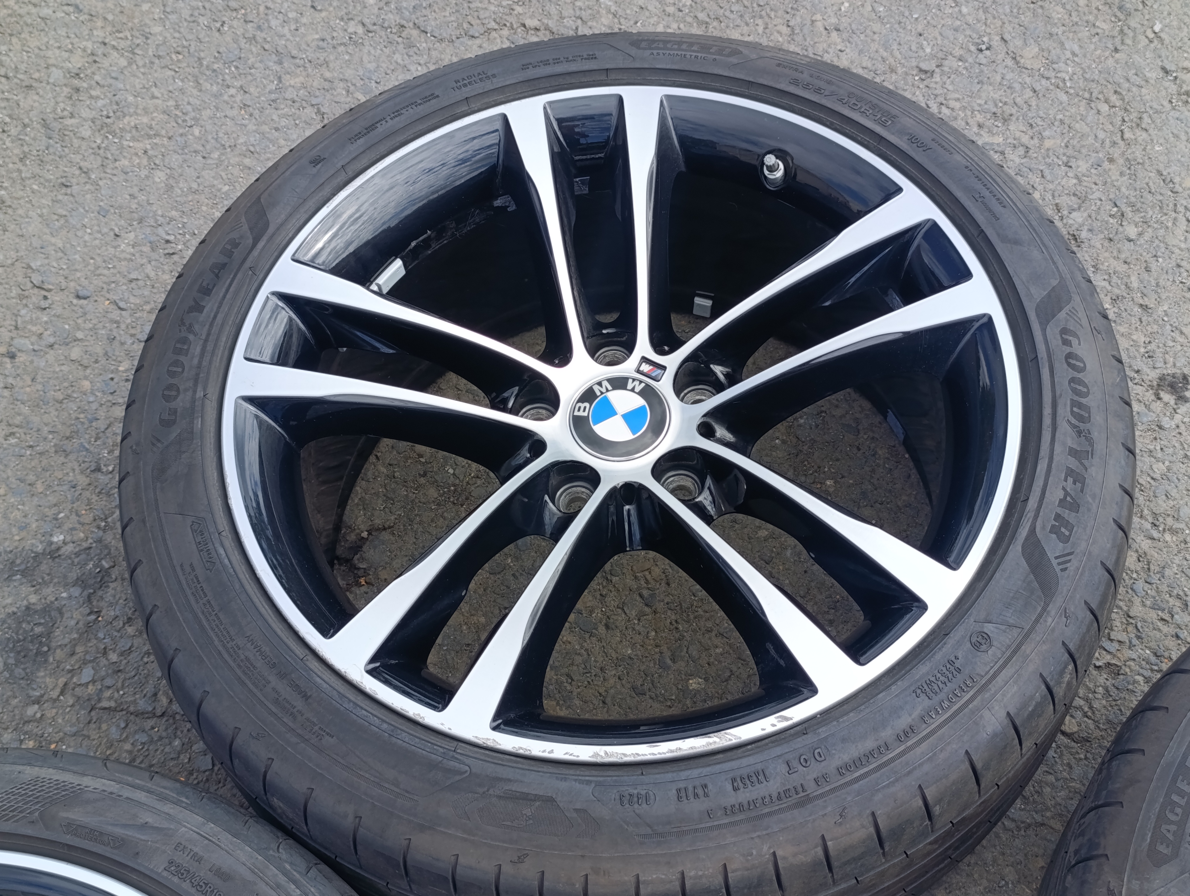 5x120 BMW F34 Mpaket 8Jx19 ET30 a 9Jx19 ET42 alu disky