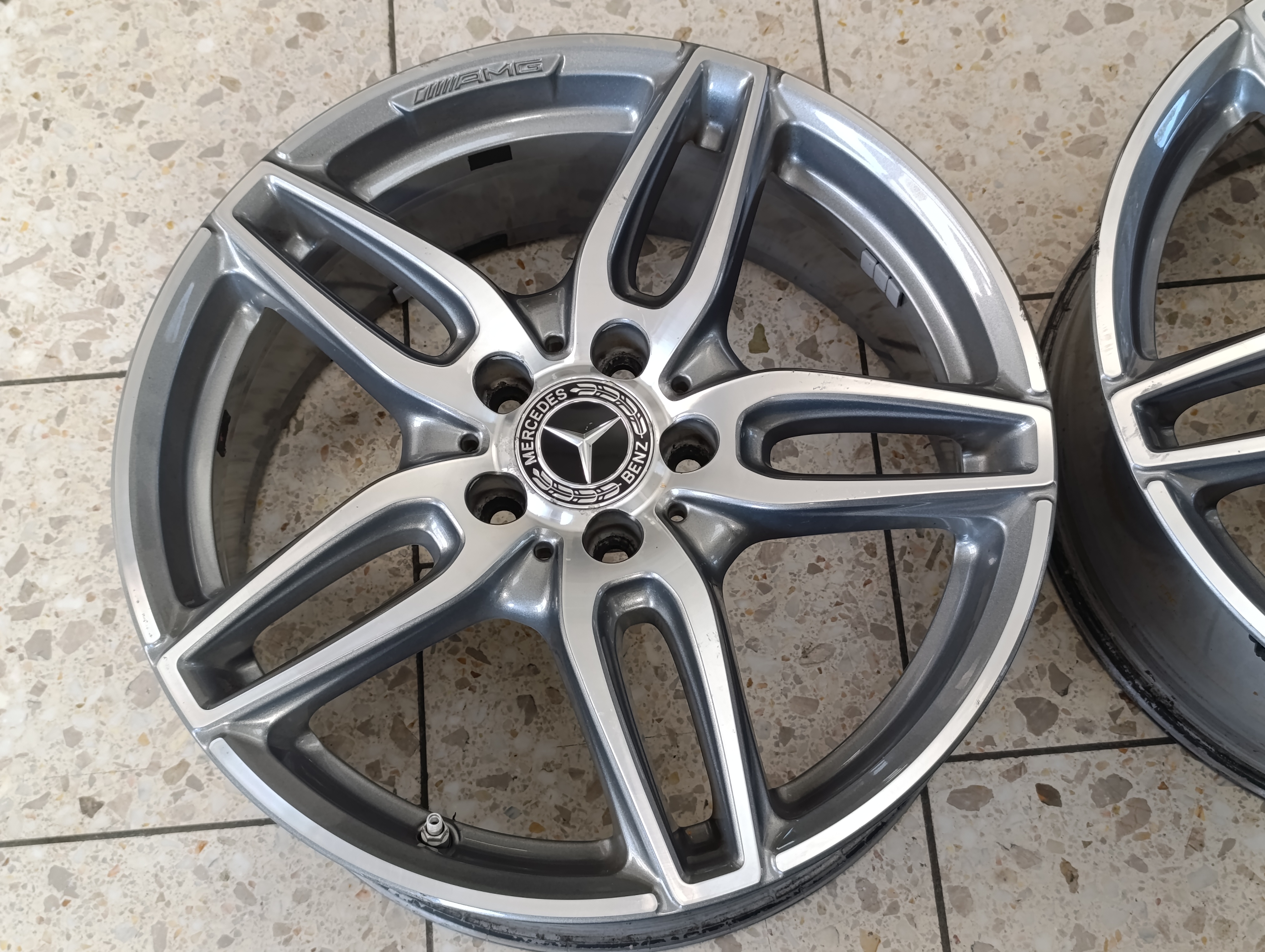 5x112 Mercedes AMG 7,5Jx18 ET52 č. A1764010700 alu disky