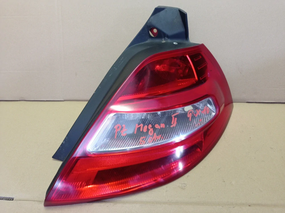 8200413214 8200413216 Renault Megane světlo