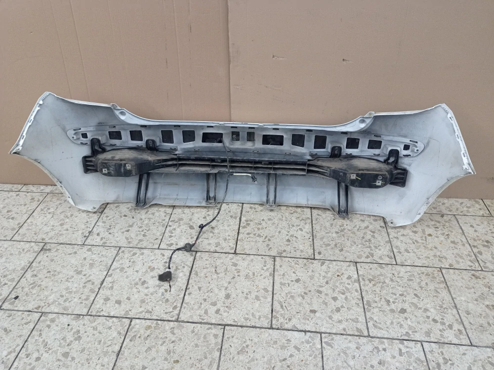 Hyundai i10 zadní nárazník
