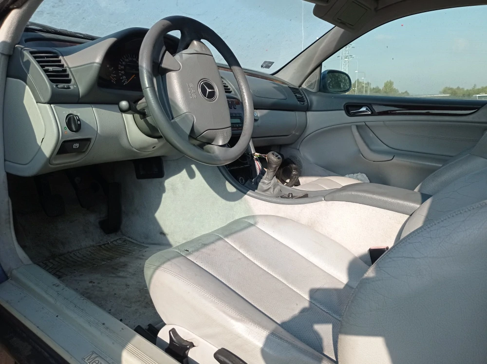 Mercedes CLK230 kupé kompressor W208 142kw