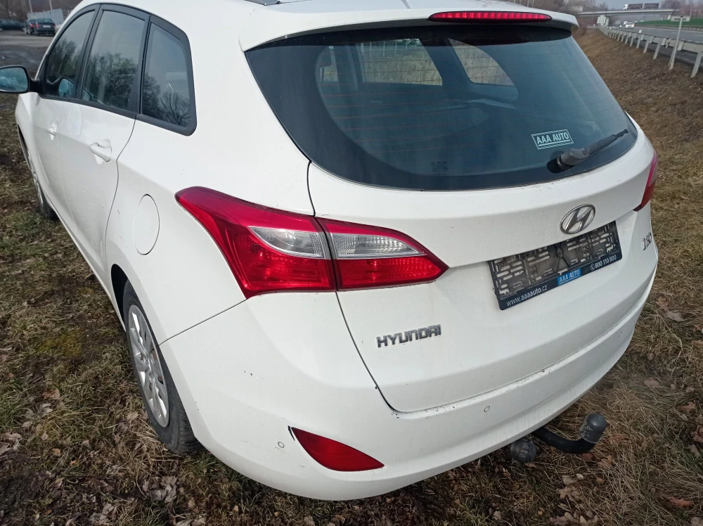 Hyundai i30 combi 1.6 benzin 88kw typ 4GFG
