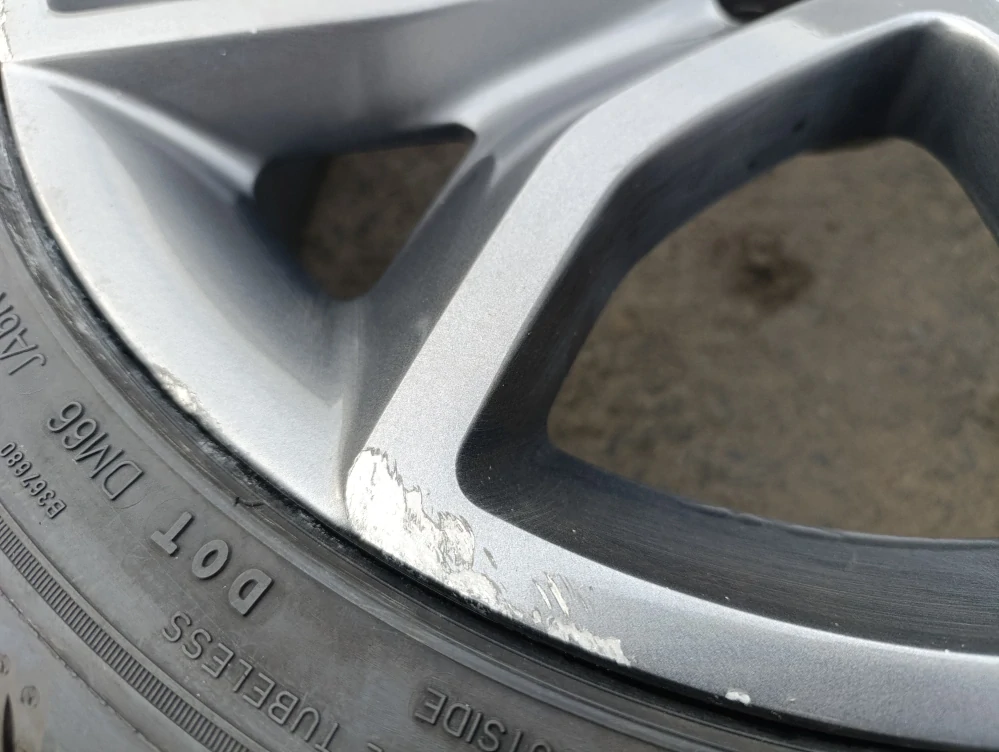 5x108 Citroen C5 8Jx19 ET33 alu disky