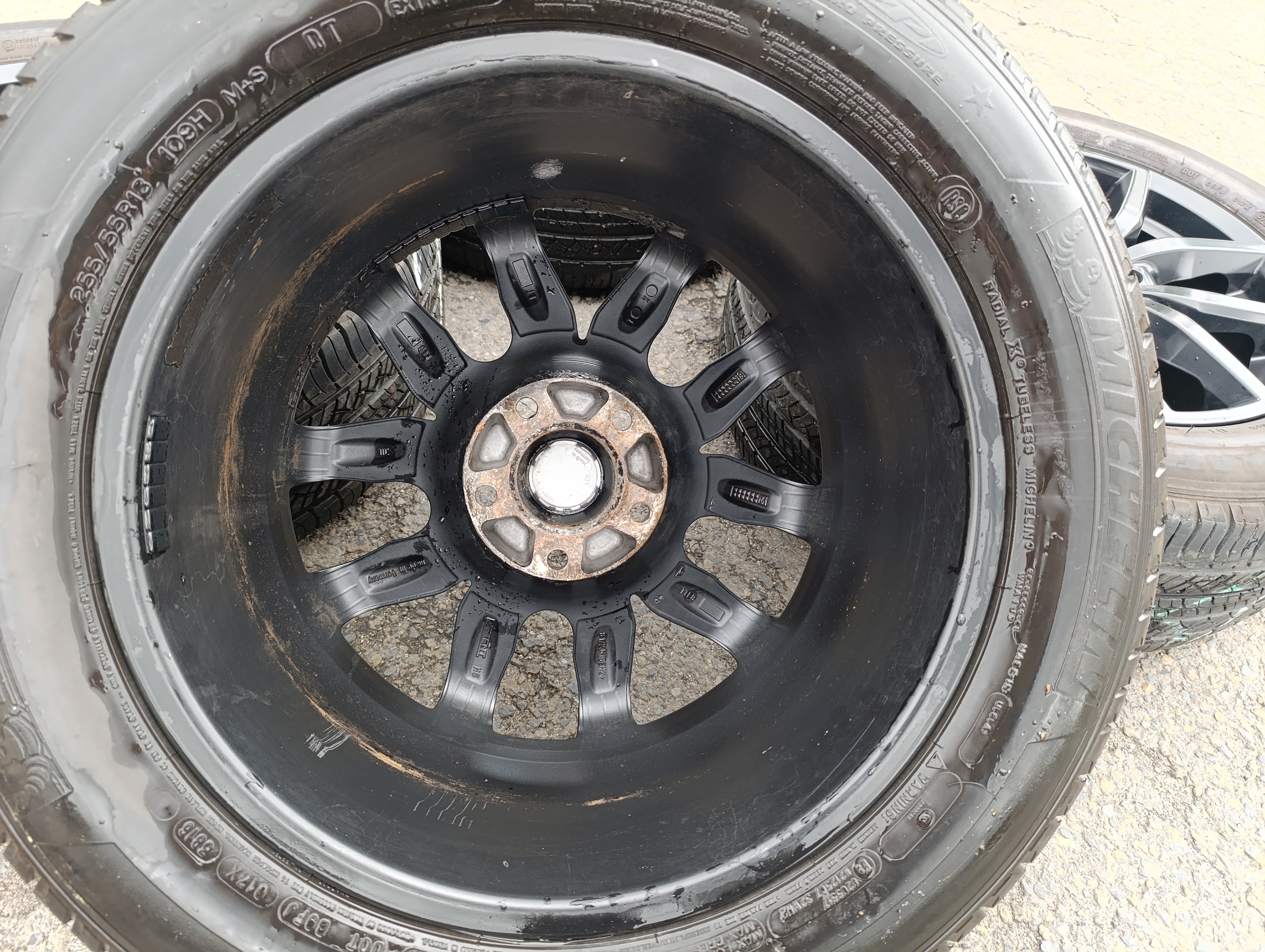 5x120 Dezent 8,5Jx18 ET46 alu disky