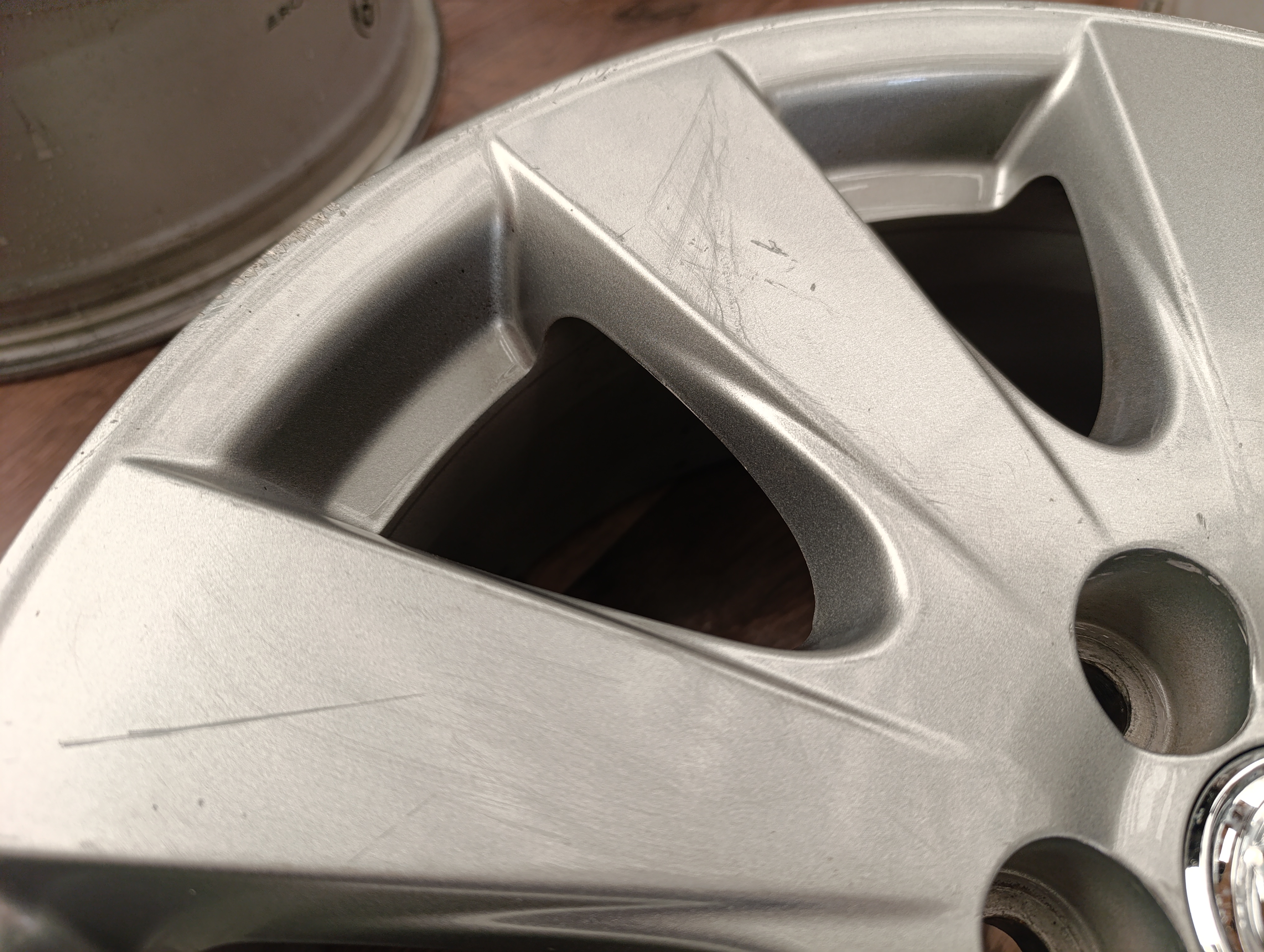 5x100 Toyota Avensis 7Jx17 ET45 č.42611-YY200 alu disky