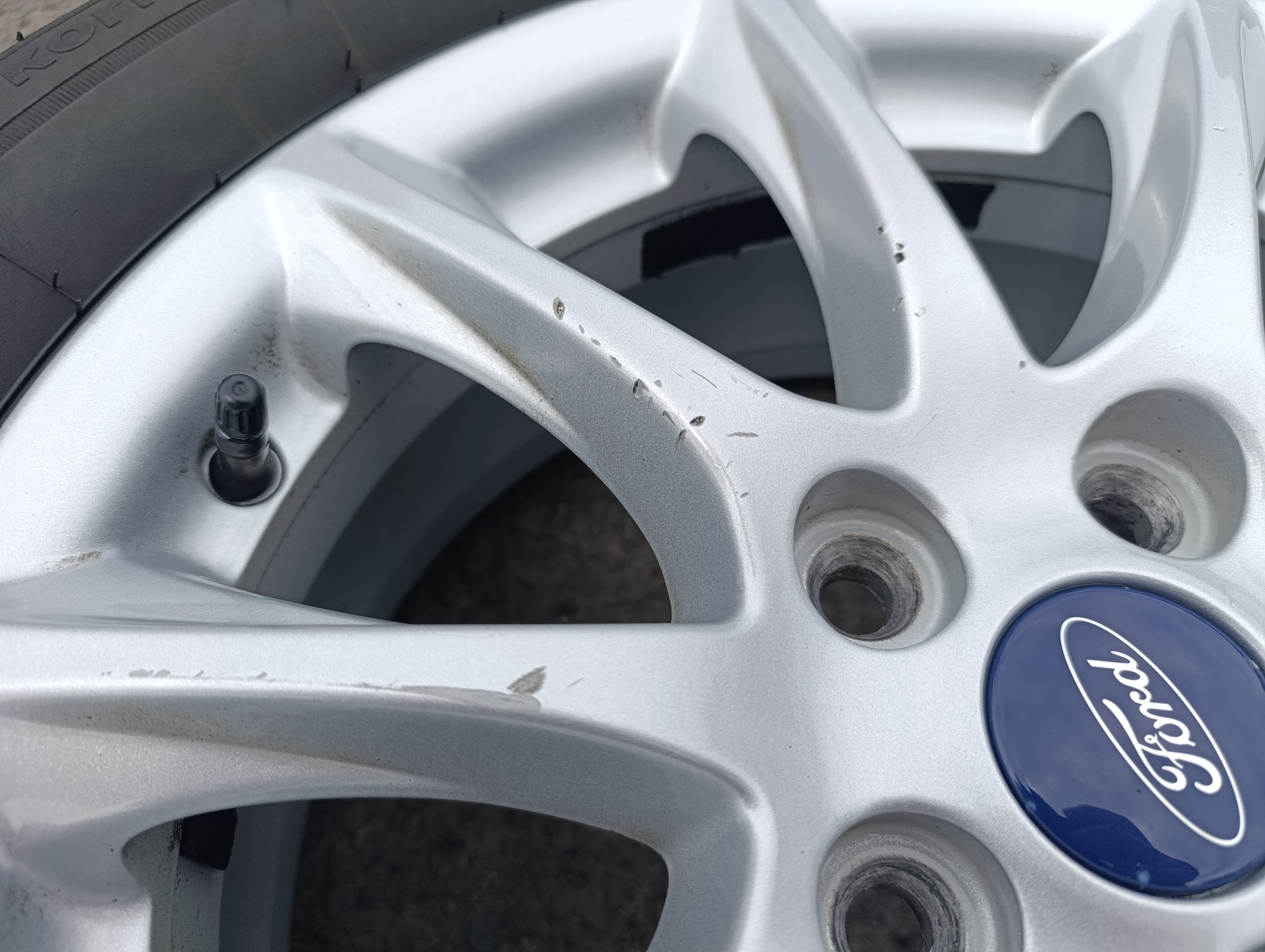 5x108 Ford Mondeo 6,5Jx16 ET50 č.DS7C-1007-K2A alu disky