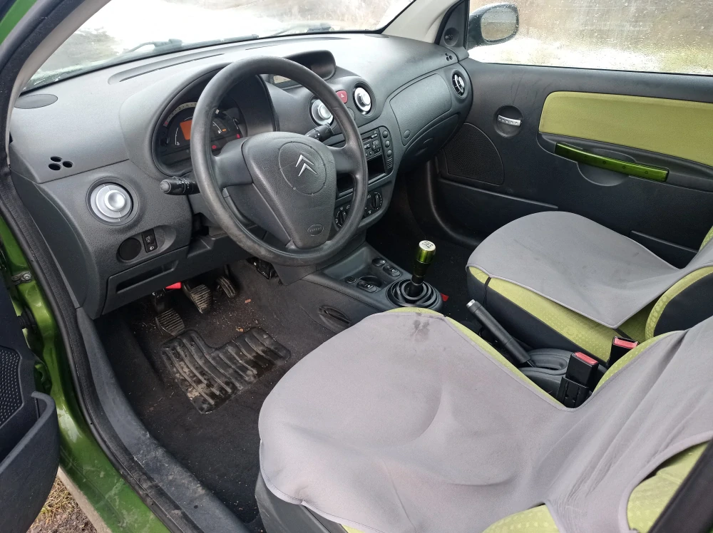 Citroen C2 1.1i náhradní díly