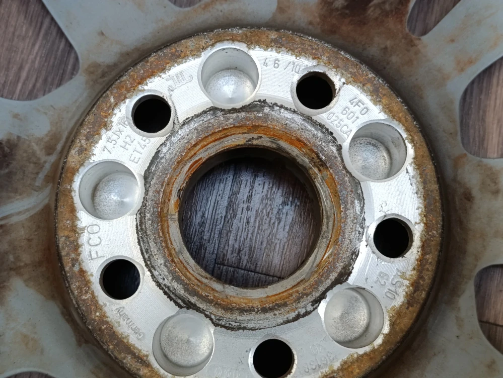 5x112 Audi A6 7,5Jx16 ET45 číslo dílu 4F0601025CA alu disky