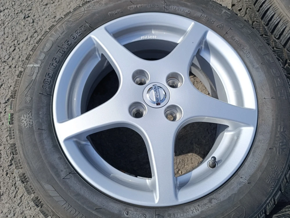 4x100 Nissan 6Jx15 ET40 číslo dílu KE409-5F000 alu disky