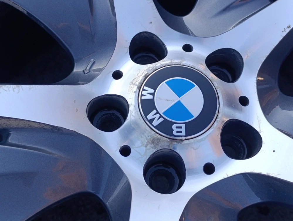 5x120 BMW 5 Styling 364 Streamline 8Jx18 ET30 č. 6794684 alu disky