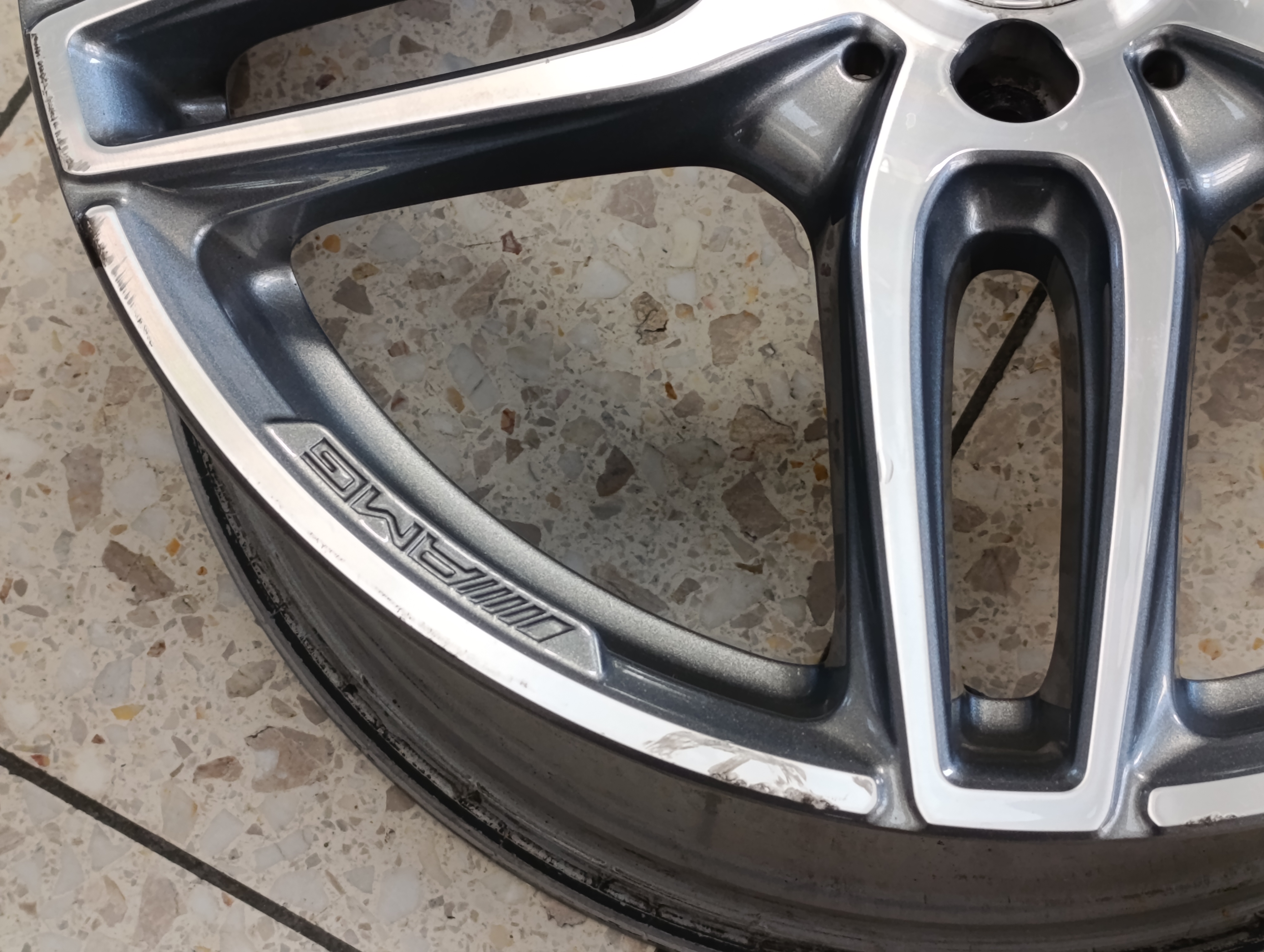 5x112 Mercedes AMG 7,5Jx18 ET52 č. A1764010700 alu disky