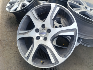 5x108 Volvo 7,5Jx18 ET55 č. 31280139 alu disky
